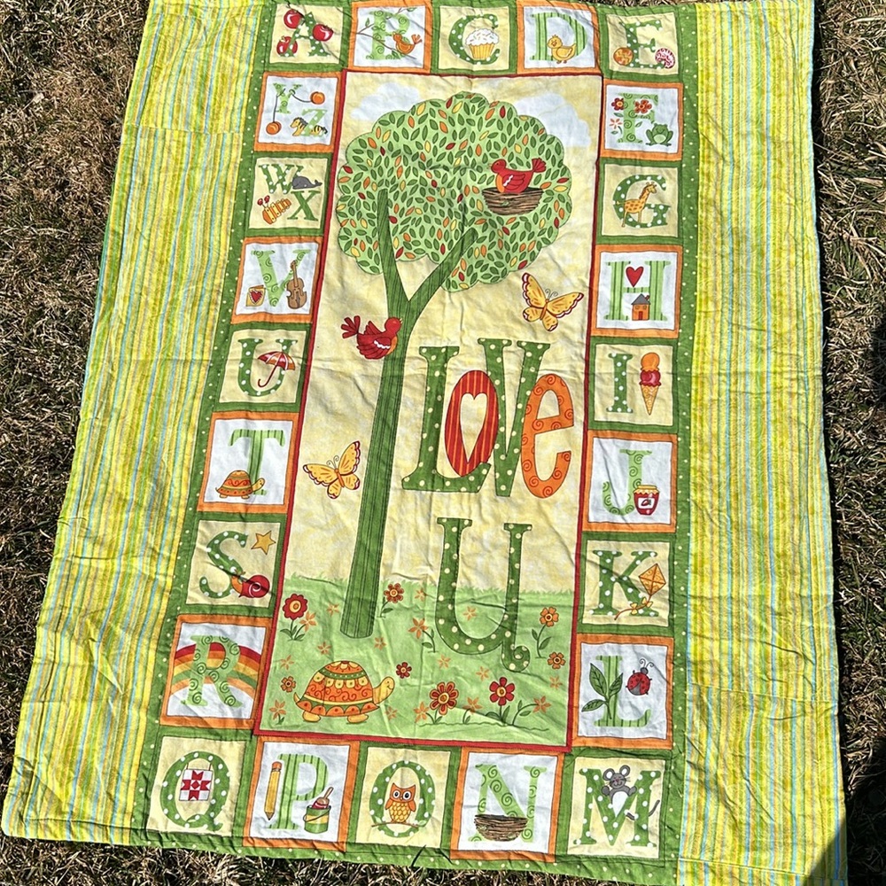 Child Quilt Hand Quilted ABCs Frogs Animals Bugs